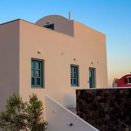 Blackstone Luxury Aparthotel